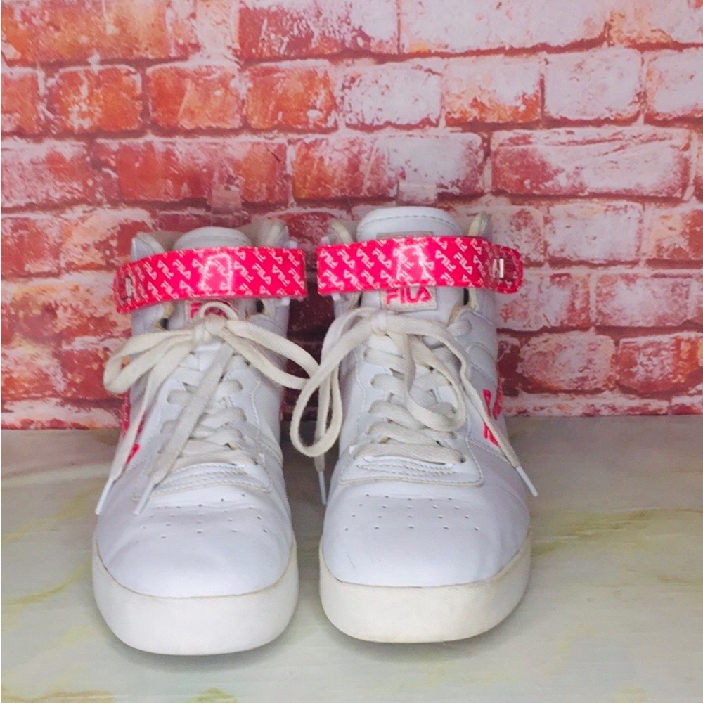 Vintage 90s Fila Vulc 13 Hot Pink and White High Top Retro Sneakers - Picture 2 of 12